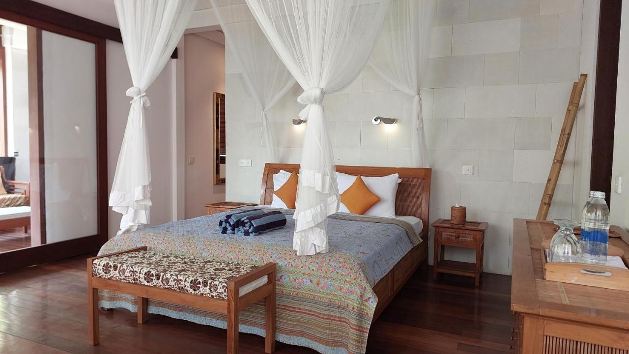 Villa Rumah Isah Candidasa Exterior foto