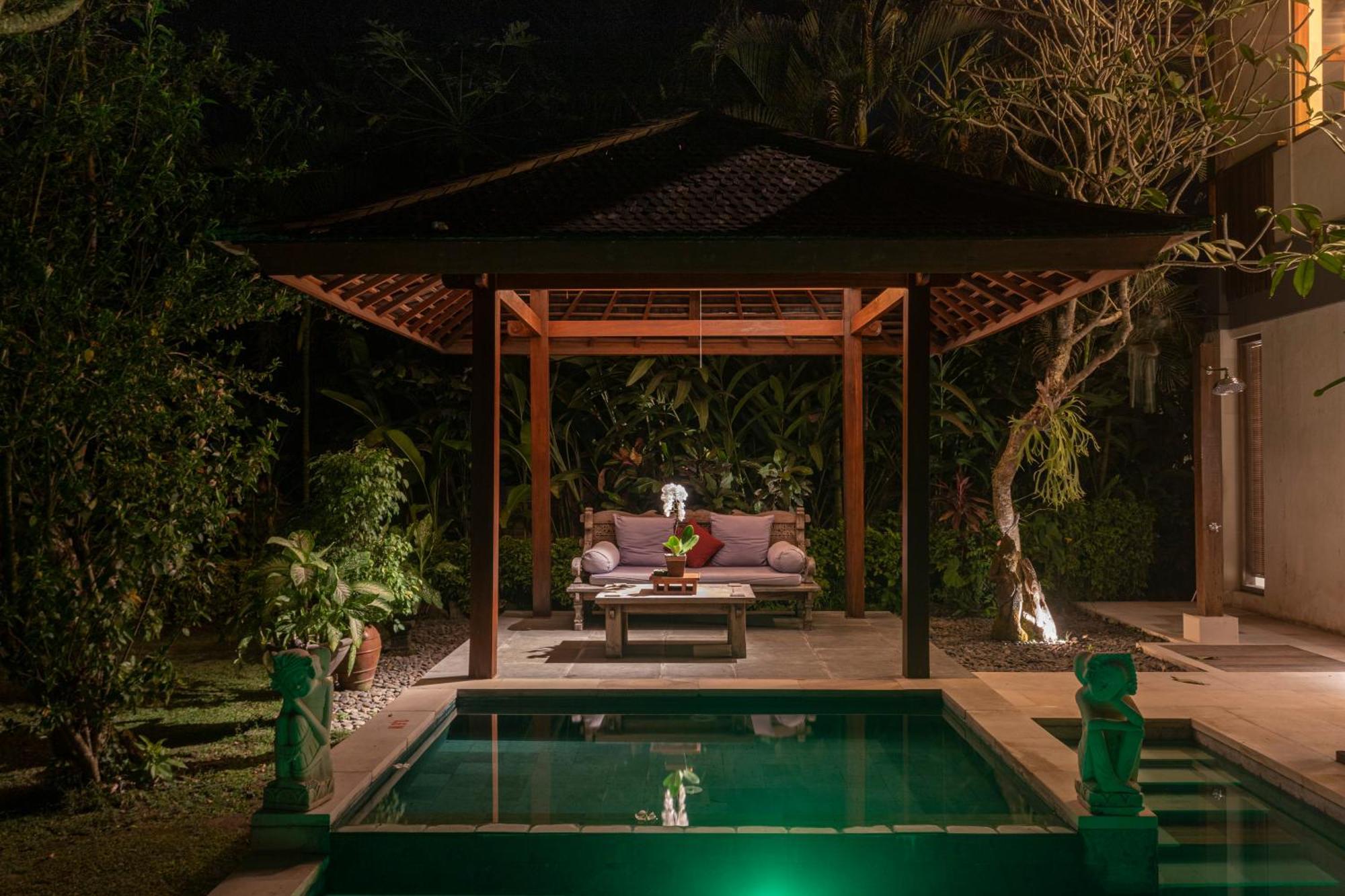 Villa Rumah Isah Candidasa Exterior foto